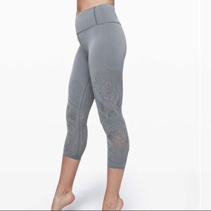 Lululemon Reveal Crop *Zen Expression solar grey